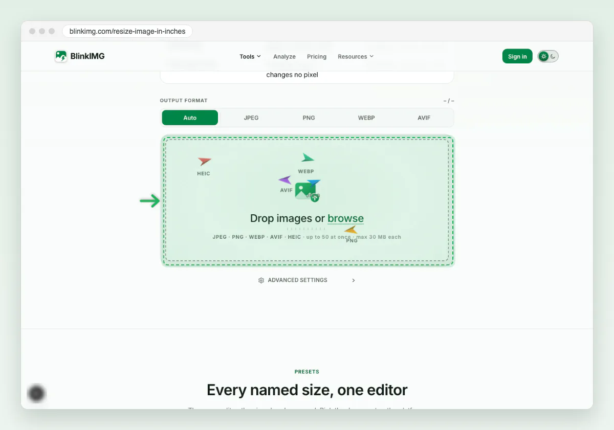 Screenshot of blinkimg.com/resize-image-in-inches: the Output format bar on Auto above the Drop images or browse box, which is marked.
