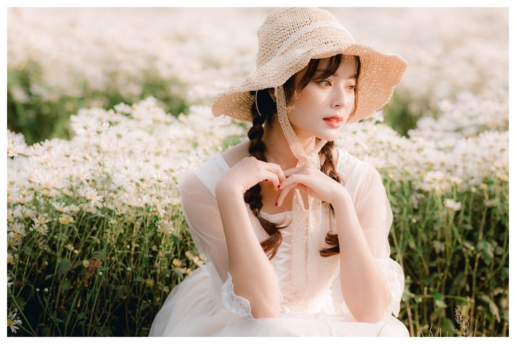 Add border to image online, after: the same picture, White border 14px, 85.1 KB